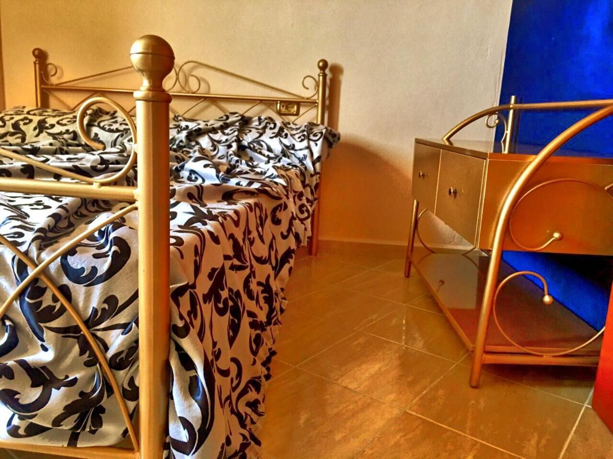 סרנדה Luxury Holiday In Royal Apartment For King And Queen מראה חיצוני תמונה