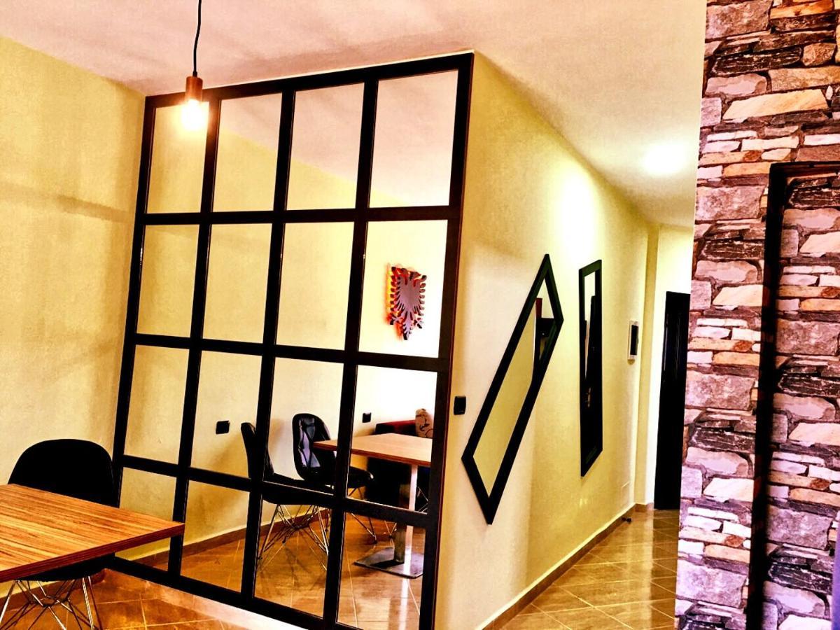 סרנדה Luxury Holiday In Royal Apartment For King And Queen מראה חיצוני תמונה