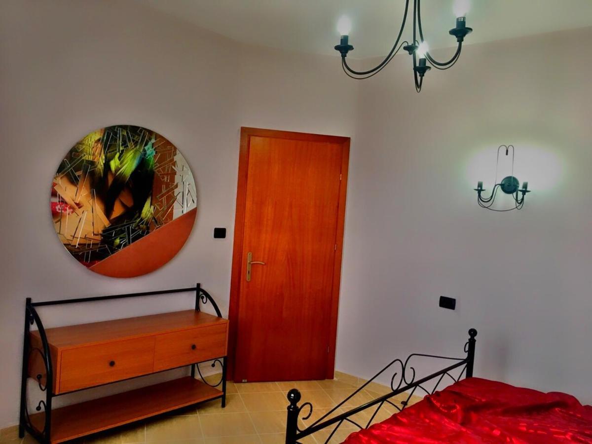 סרנדה Luxury Holiday In Royal Apartment For King And Queen מראה חיצוני תמונה